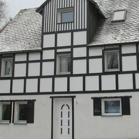 Appartement In Oberkirchen Nahe Skilift *