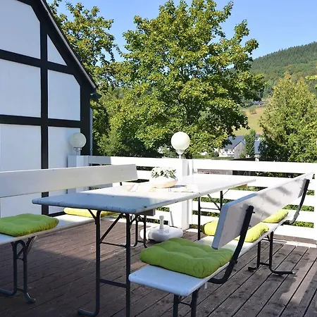 In Oberkirchen Nahe Skilift Appartement